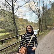 Soy Nerea, con 5 años de experiencia impartiendo clases particulares tanto para alumnos de Primaria como de ESO.